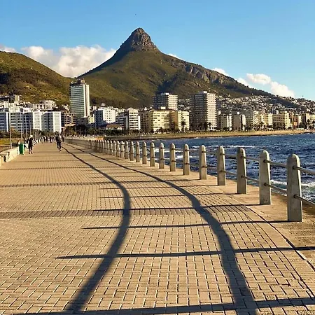 Ferienwohnung Planet Africa_Sea Point Kapstadt Exterior foto
