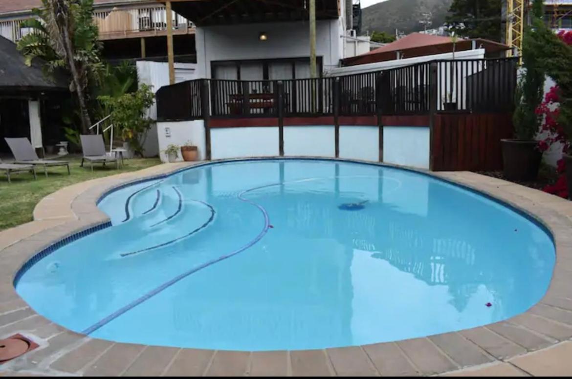 Apartment Planet Africa_sea Point