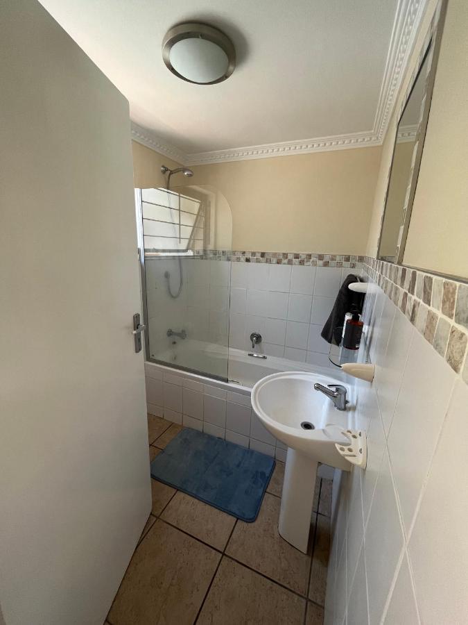 Planet Africa_sea Point Kapstadt