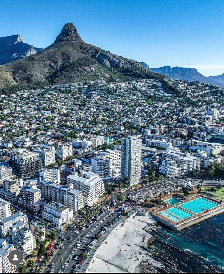 Planet Africa_sea Point